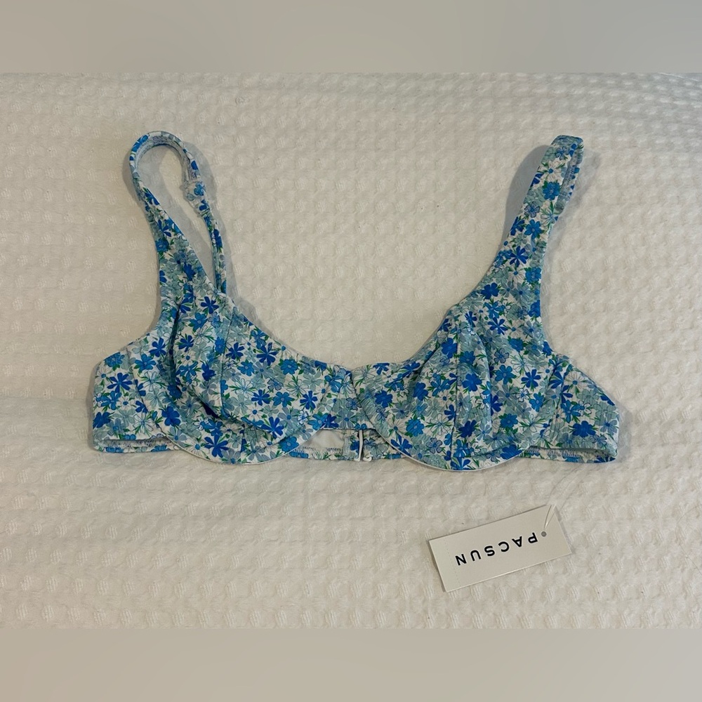PacSun Blue Floral Bikini Top *NWT*